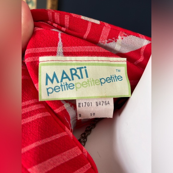 SOLDSOLDSOLD Deadstock 1970s red tie waist dress - Picture 6 of 7